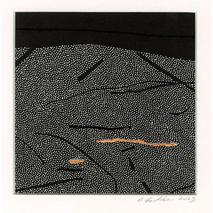 Kunstgrafik „Okruchy_34” – Linolschnitt auf Zerkall-Papier mit Bleistift und Vergoldung Kunstgrafik „Okruchy_34” – Linolschnitt auf Zerkall-Papier mit Bleistift und Vergoldung
