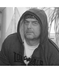 Akaki – malarstwo, muzyka filmowa i realizm magiczny Akaki – malarstwo, muzyka filmowa i realizm magiczny