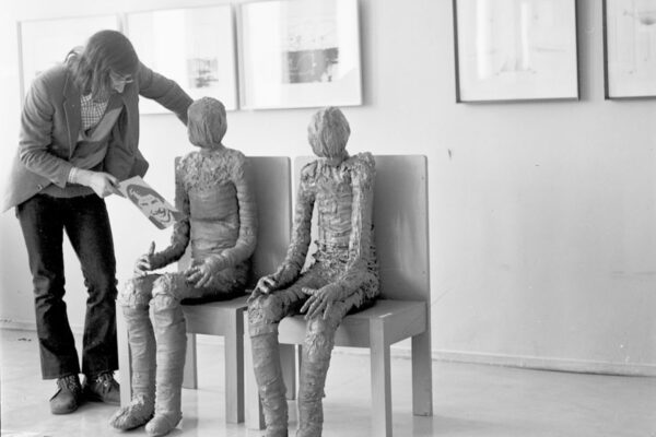 Anu Põder "Space for My Body" w szwajcarskim Muzeum Susch Anu Põder Space For My Body  female artist sculpture